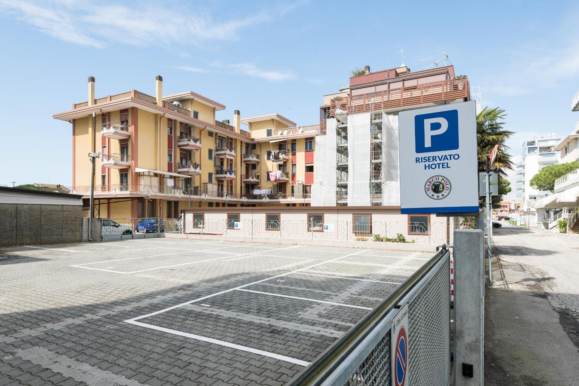 Hotel Marco Polo Lido di Jesolo Exterior photo